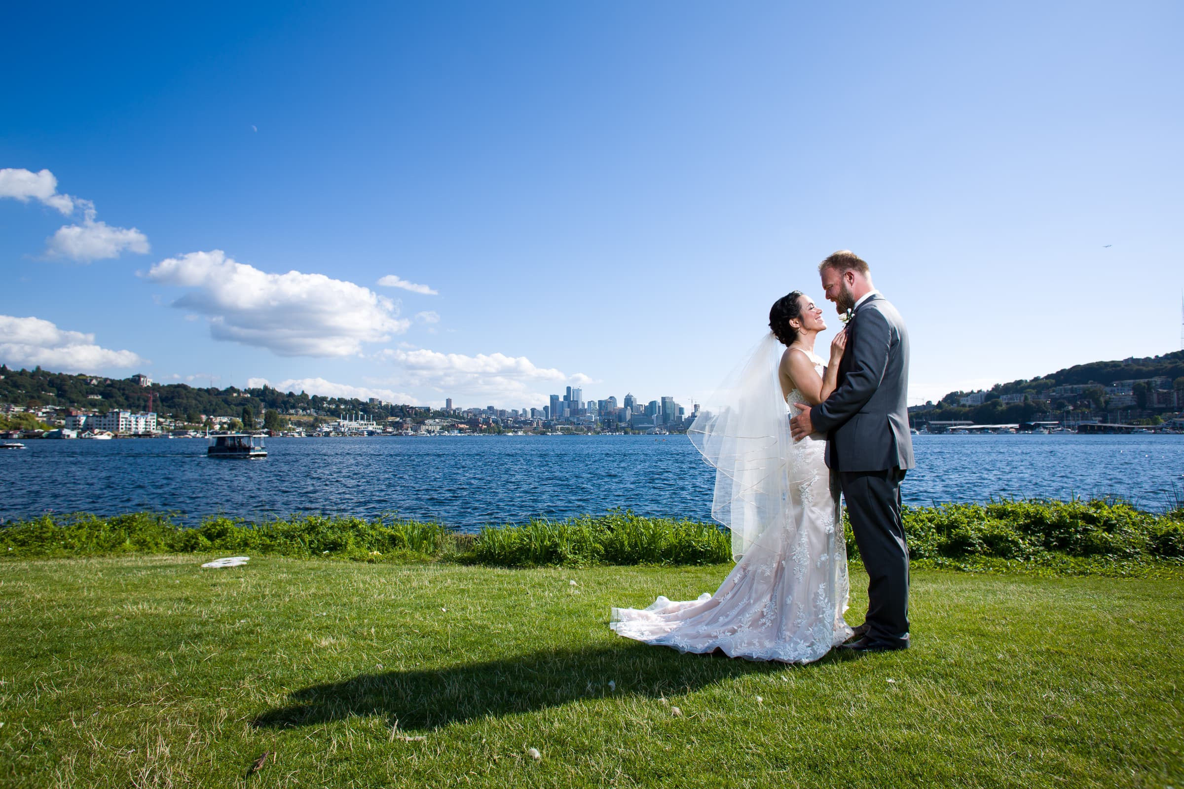 Wedding photos – First look