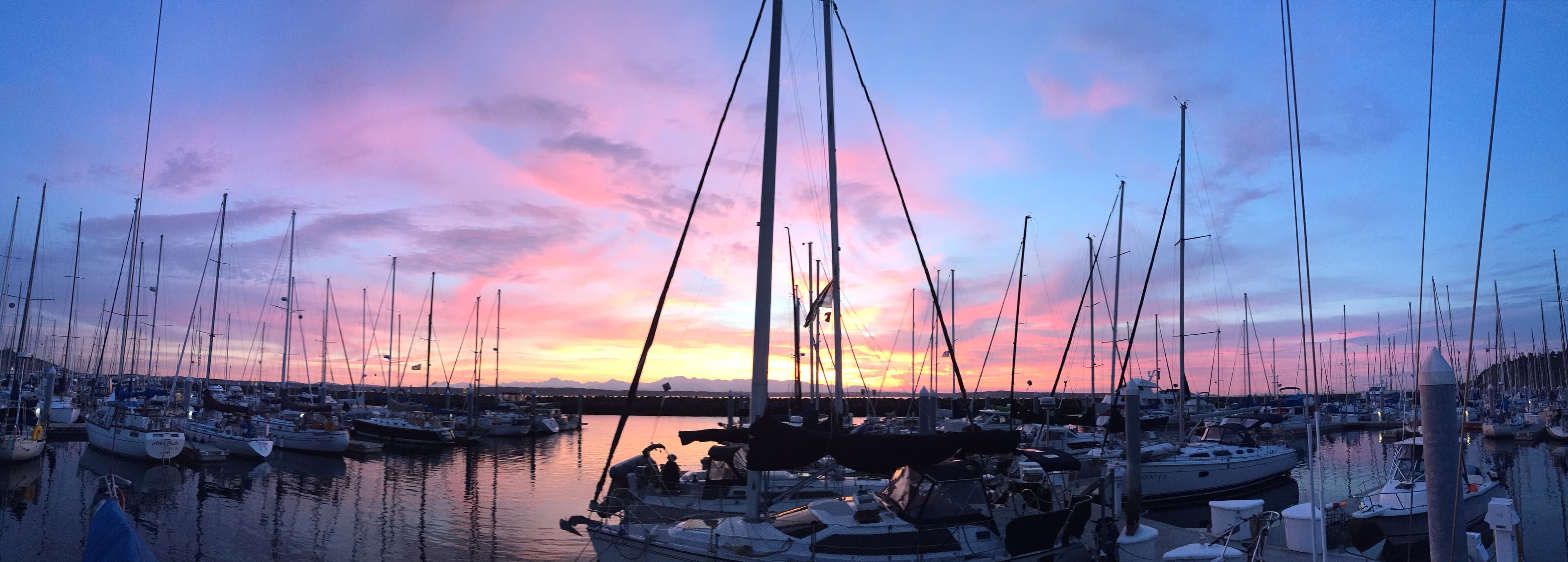 Aug 10, 2015 Sunset over Shilshole Marina