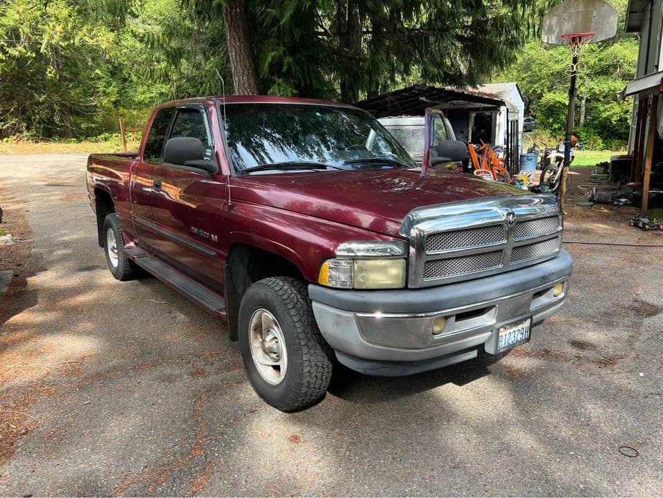 New Toy: 2001 Dodge Ram 1500